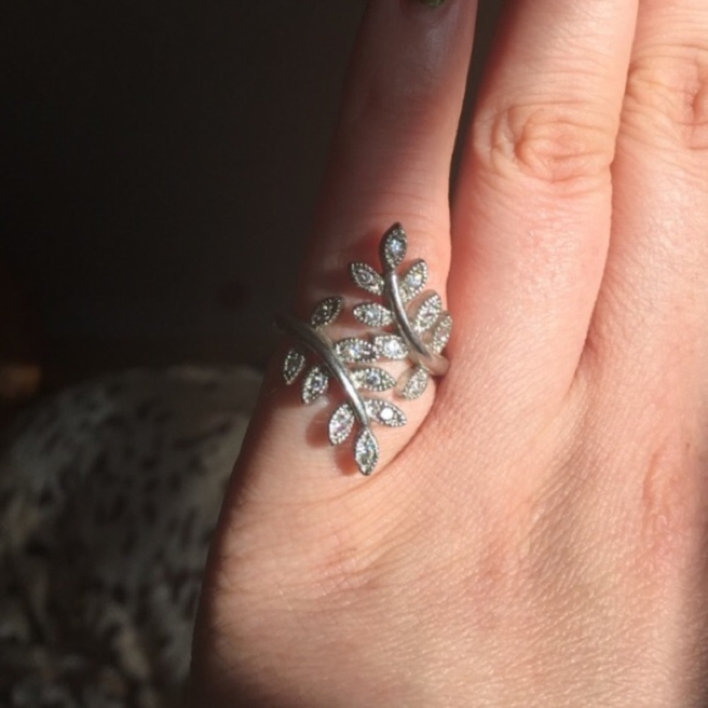 Sparkly Vines Ring